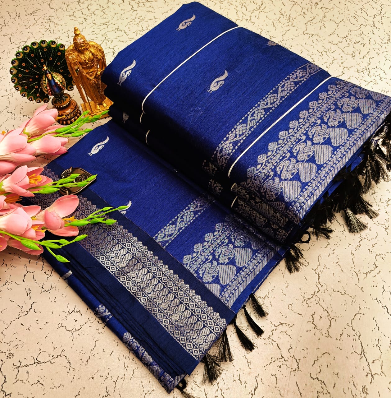 Kalyani Cotton with Buttas