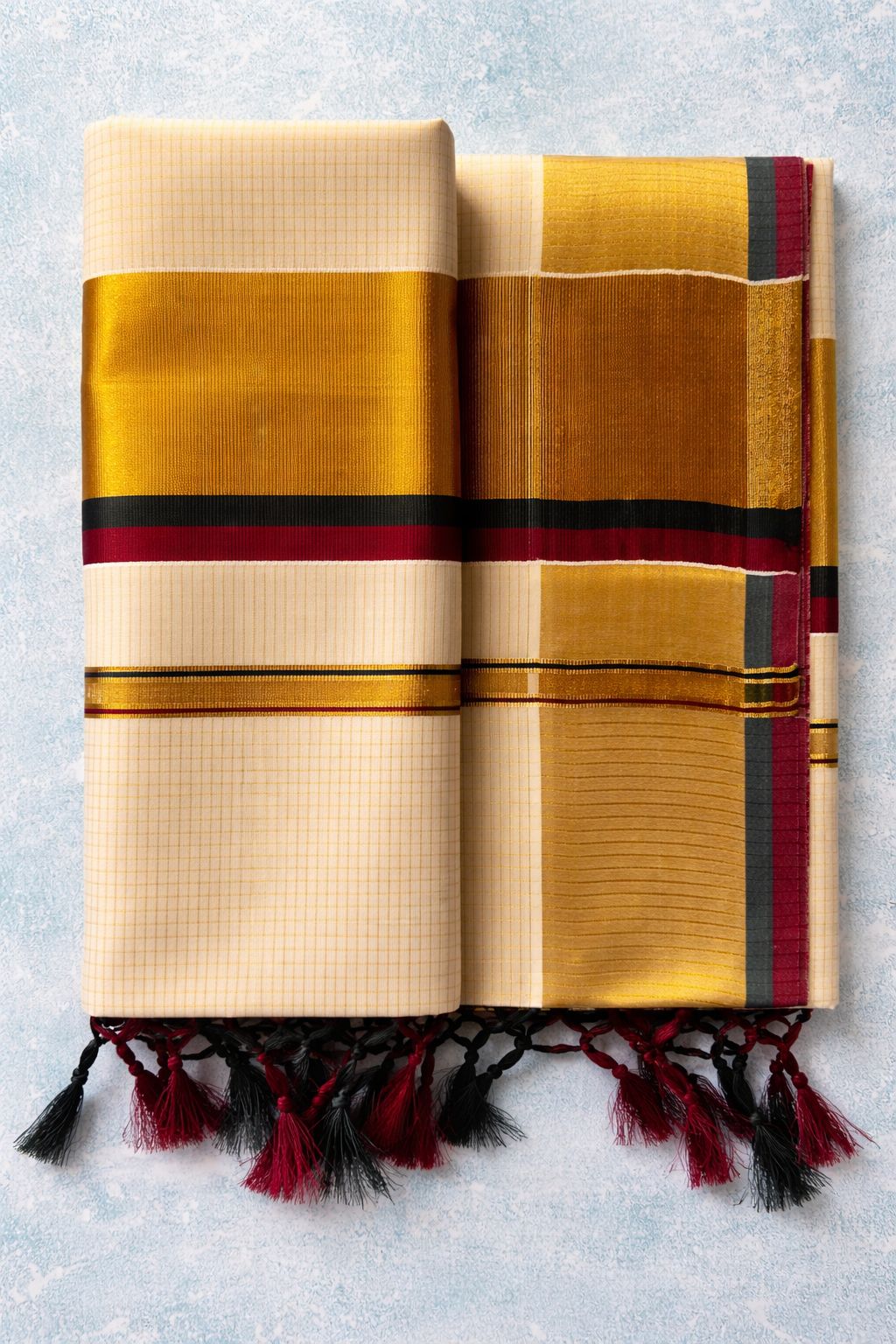 Set Saree- Green and Maroon Kara